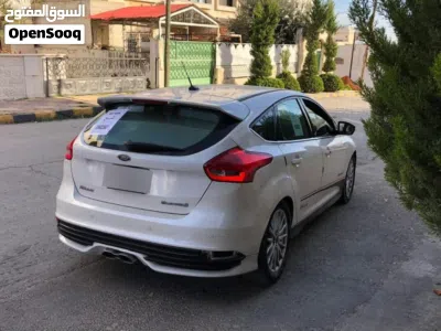 Ford Focus ST 4