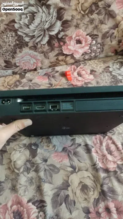 Ps 4 slim 500 G أصلي بسعر مغري بحال الوكاله 4