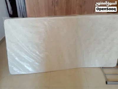 Single bed سرير منفرد 2
