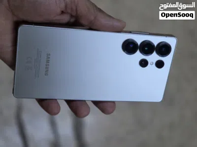 Samsung Galaxy S25 Ultra only 1month use 256GB 5g Silver grey colour brand new Excellent condition 2