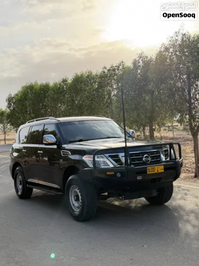 Nissan Armada SV 2