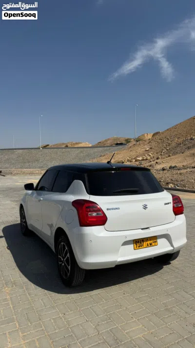 Suzuki Swift Standard 4