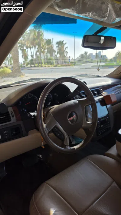 GMC Yukon SLT 3