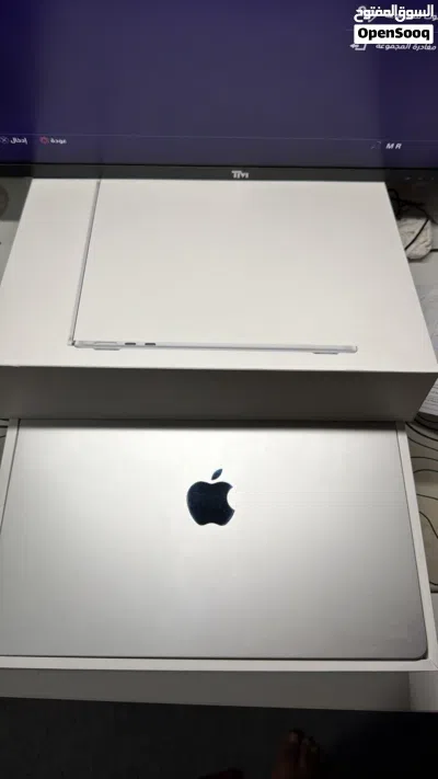 للبيع ماك بوك اير 2022 ام تو MacBook Air M2 2022 4