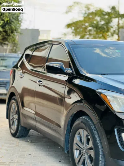 Hyundai Santa Fe Limited 2