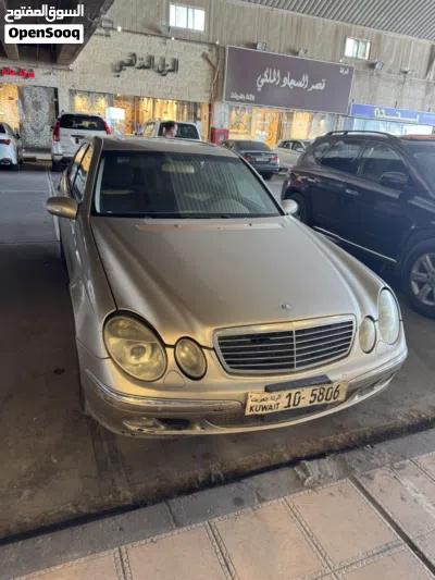 مرسيدس بنز الفئة-E E 240 4