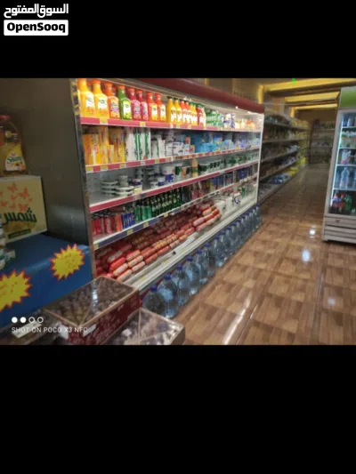 ثلاجة عرض 4 متر بحالة ممتازة وحدة خارجية عابدين 3