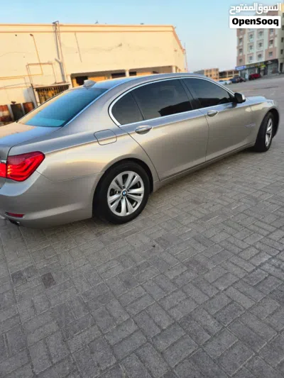 BMW 7 Series 740i Sedan 4