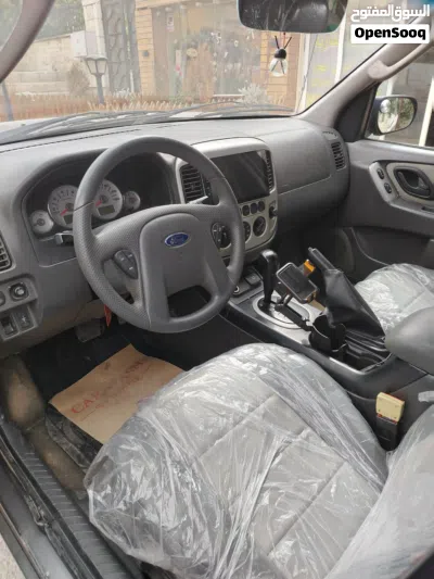 Ford Escape LTS 3