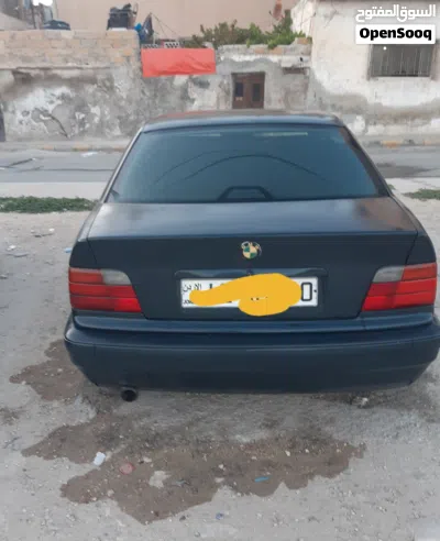 بي ام دبليو الفئة 3 318 2