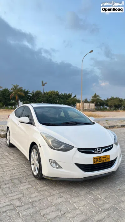 Hyundai Elantra GLS 3