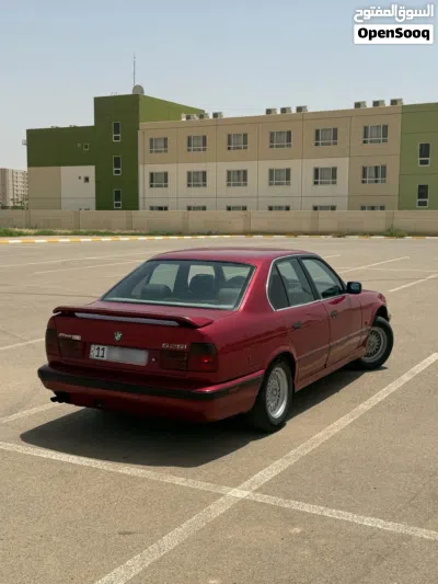 بي ام دبليو اخرى 4