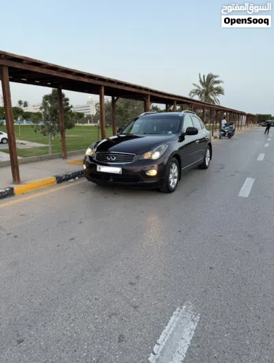 Infiniti EX35 Sport 2