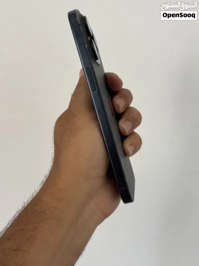 iPhone 15 Pro Max 2