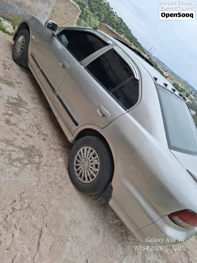 Mitsubishi Galant Standard 2