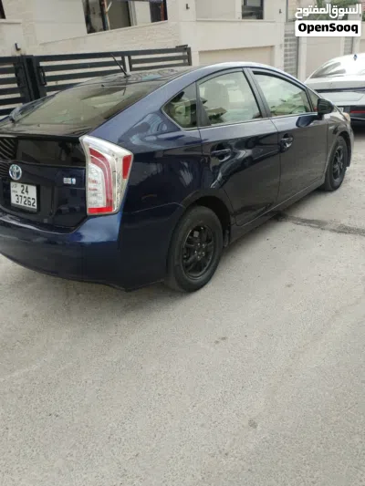 تويوتا بريوس Prius 3