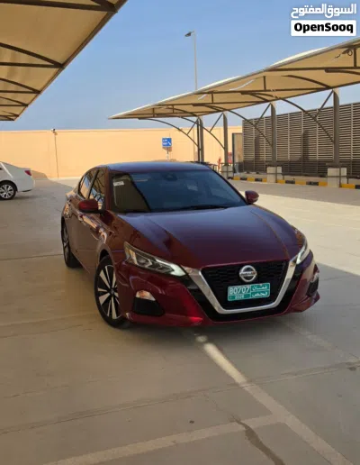 نيسان التيما SV 2