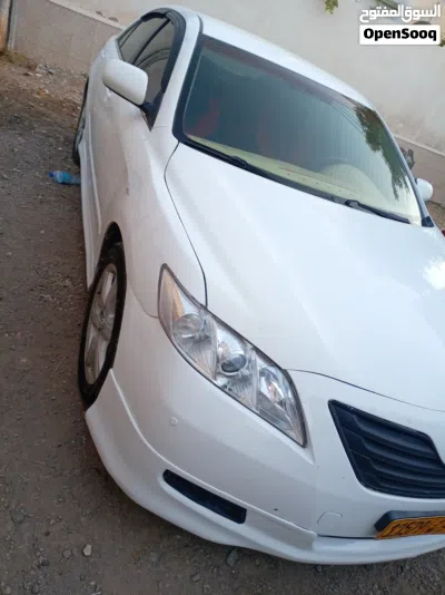Toyota Camry XLE 4
