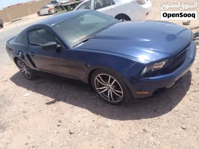Ford Mustang Standard V6 2