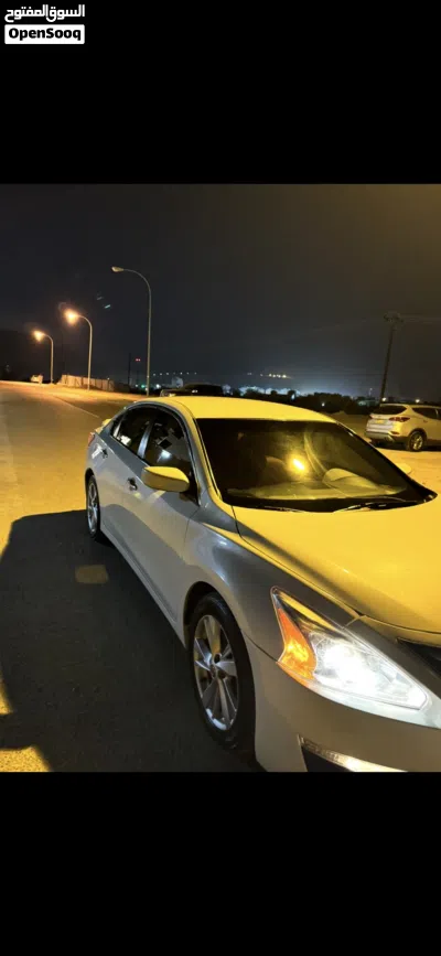 Nissan Altima S 4