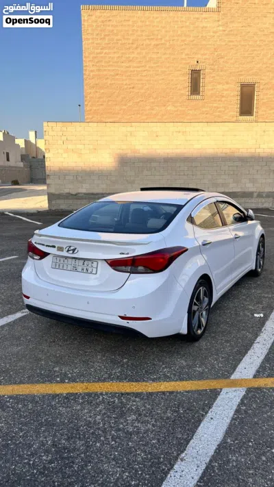 Hyundai Sonata GL 2