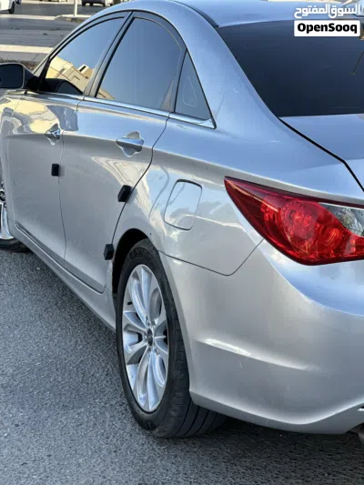 Hyundai Sonata Blue 2
