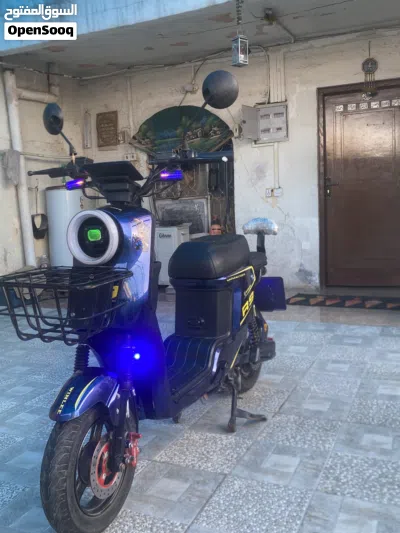 دراجه شحن R9 مستعمله نضافه 80% ما متعبها اروح بيها للشغل وارجع + اقره الوصف مهم سعرها 450 وبيها مجال 2