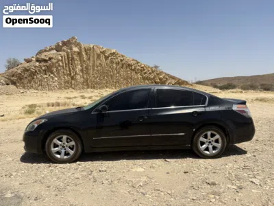 نيسان التيما SV 4