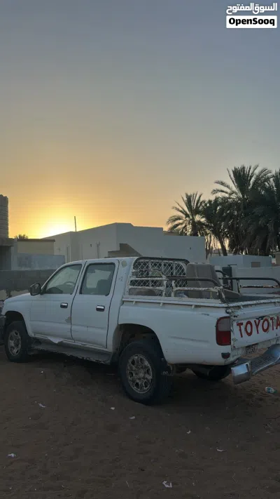 Toyota Hilux Adenture 4