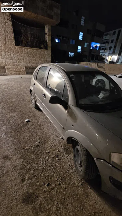 ستروين C3 2003 للبيع قطع 4