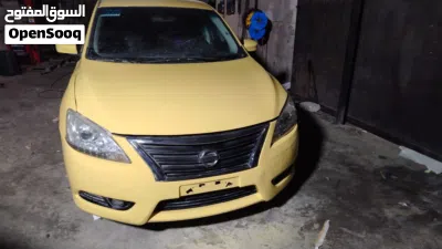 Nissan Sentra GXE 4