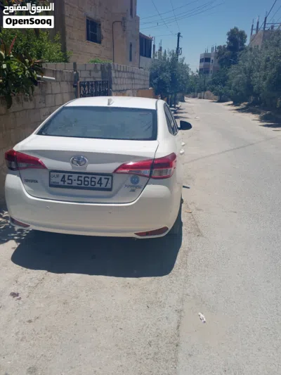 تويوتا يارس E 3
