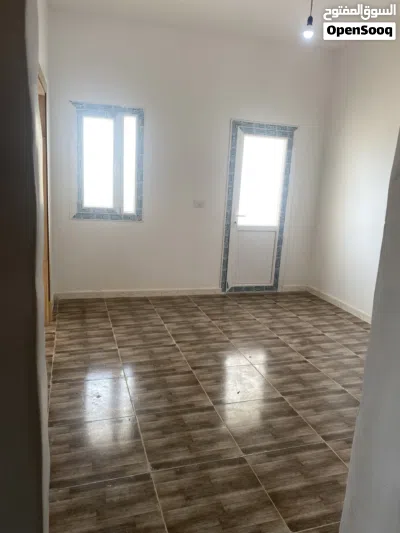 شقة للإيجار عين زارة النصب التذكاري 2