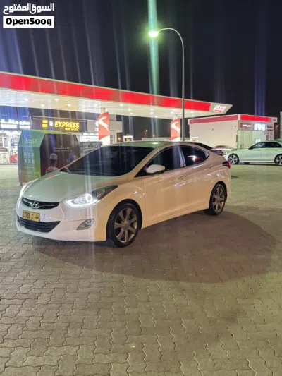 Hyundai Elantra GL 2