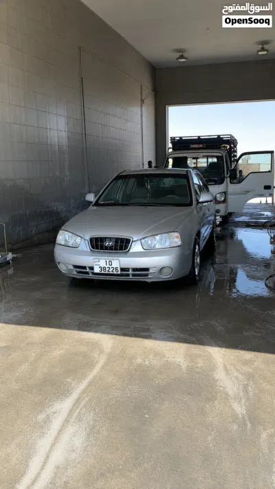Hyundai Avante Standard 4