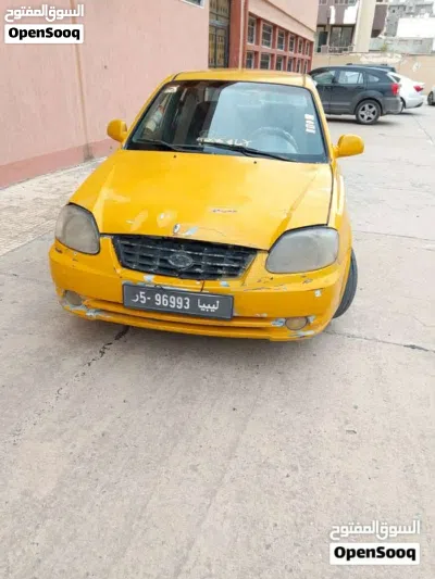 Hyundai Verna EX 2
