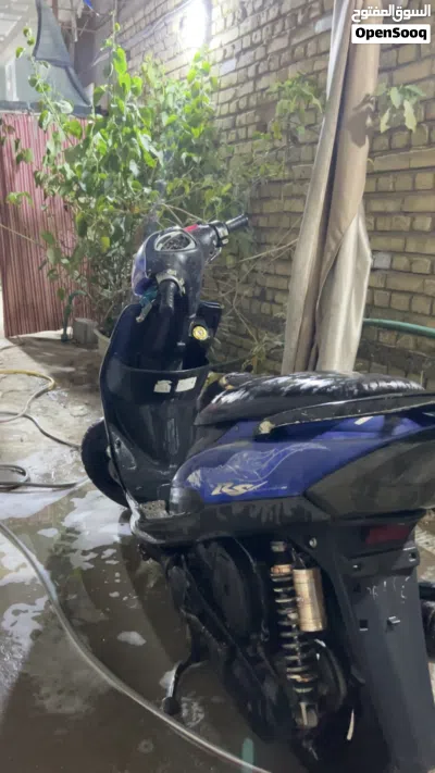 Yamaha XMAX 2