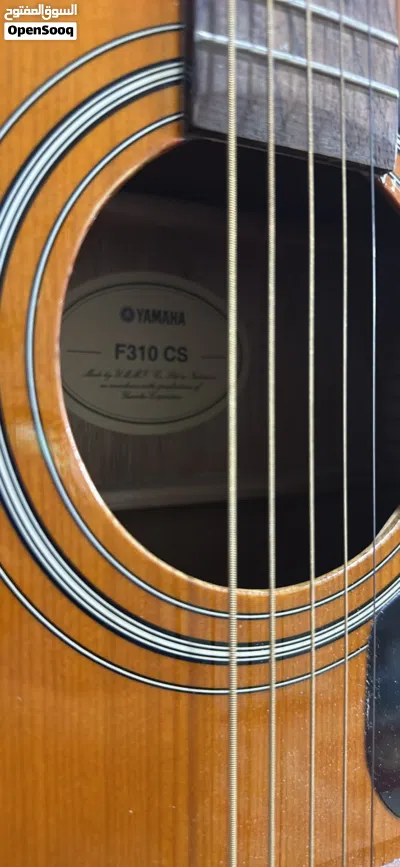 YAMAHA gutair F-310 One month used only Condition 8/10 4