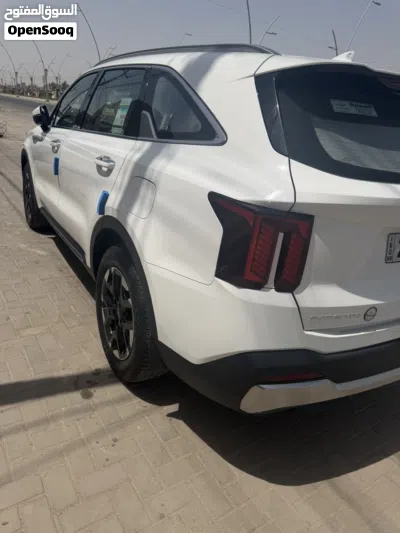 Kia Sorento EX 3