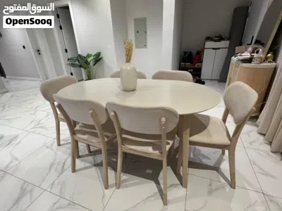 HomeCentre Dining table 2