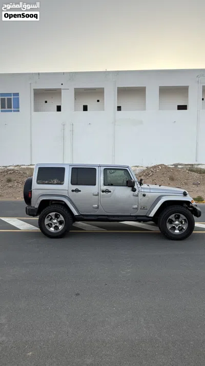 Jeep Wrangler Sahara 3