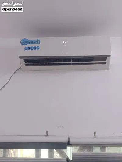 4 Midea air conditioners 4 مكيفات هواء من ميديا 2