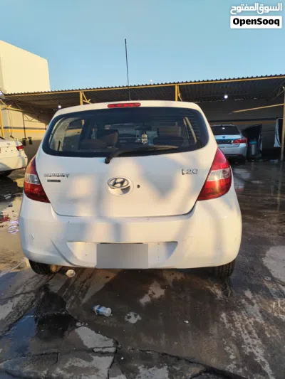 هيونداي i20 GL 3
