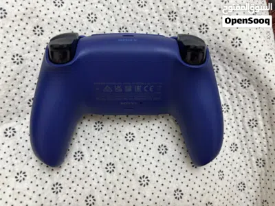 Ps5 controller for sale with minor issue. 2