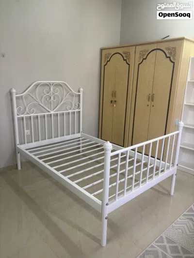 سرير مع دوشق 3