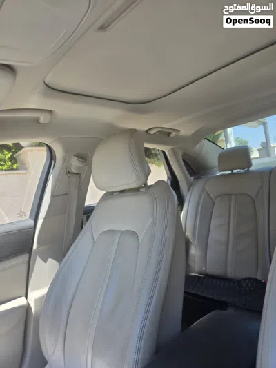 Lincoln MKZ Reserve 4