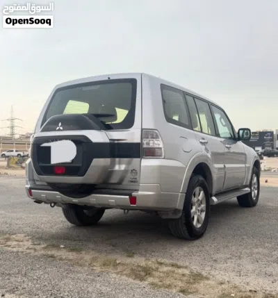 ميتسوبيشي باجيرو GLS 3