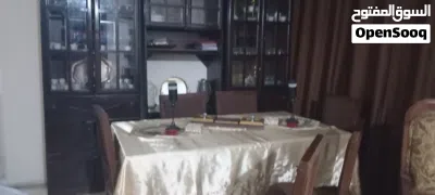 طقم كنب وضيوف وطاوله سفره وبوفيه 4