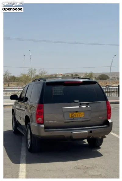 جي إم سي يوكن Standard 4