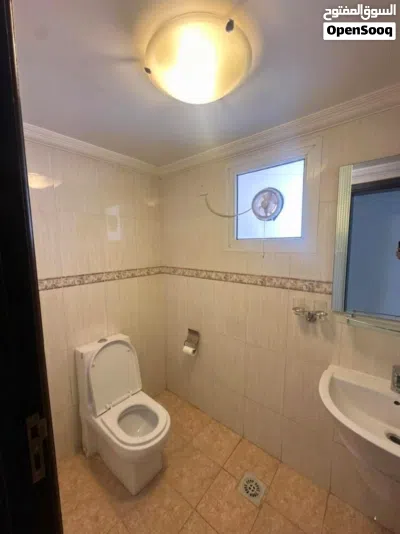 Villa for rent in a complex in alhail south/ فيلا للايجار داخل مجمع سكني في الحيل الجنوبية 4